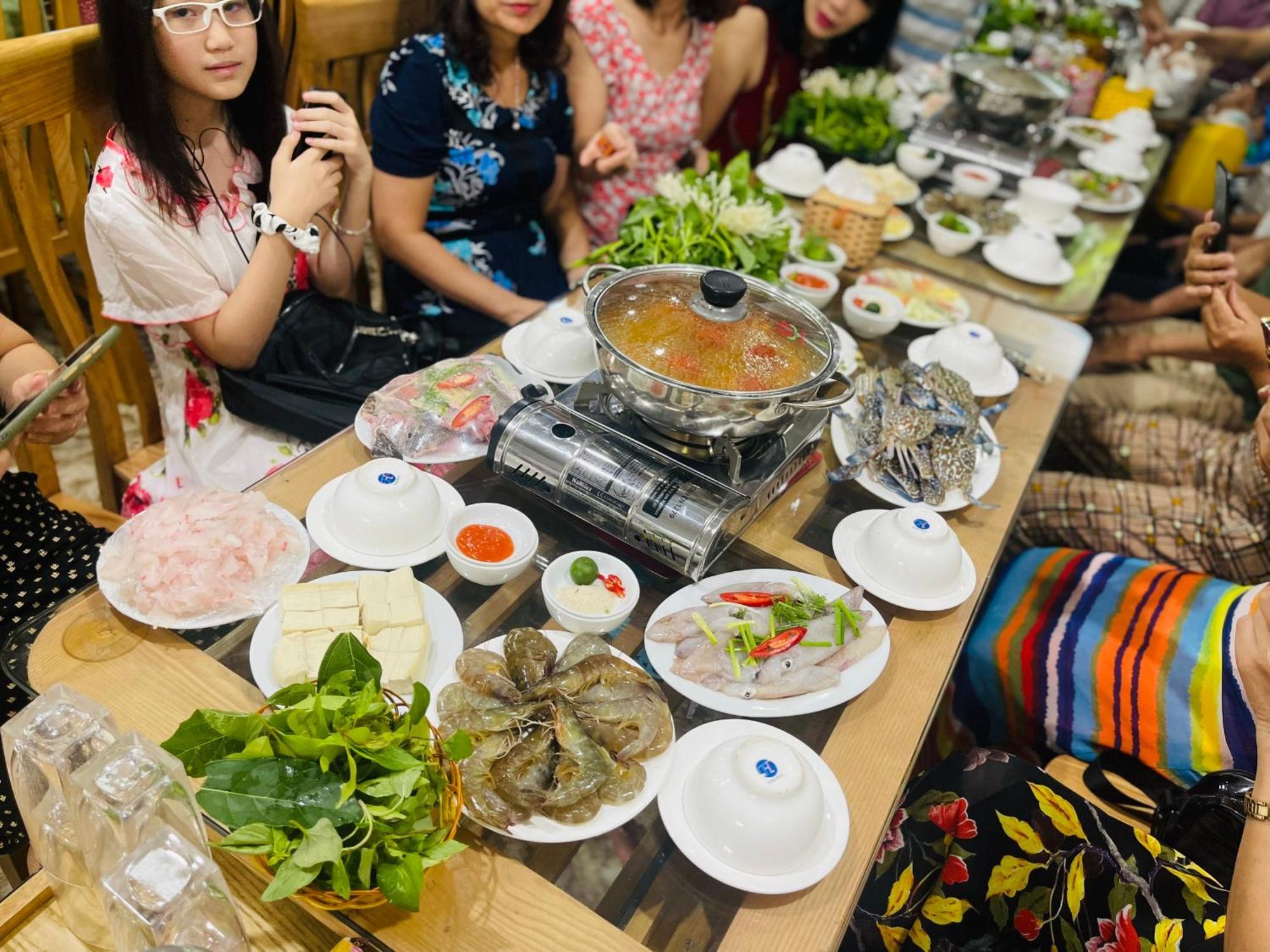 Dong Khe Sau Phuong Dong Hotel מראה חיצוני תמונה